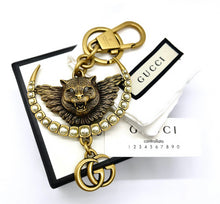 Load image into Gallery viewer, Repurposed Gucci Keychain Clasp & Crystal Bee Charm Bracelet