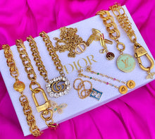 Load image into Gallery viewer, Repurposed Gucci Keychain Clasp & Crystal Bee Charm Bracelet