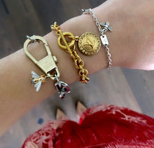 Load image into Gallery viewer, Repurposed .925 Sterling Silver Gucci Bee Bracelet