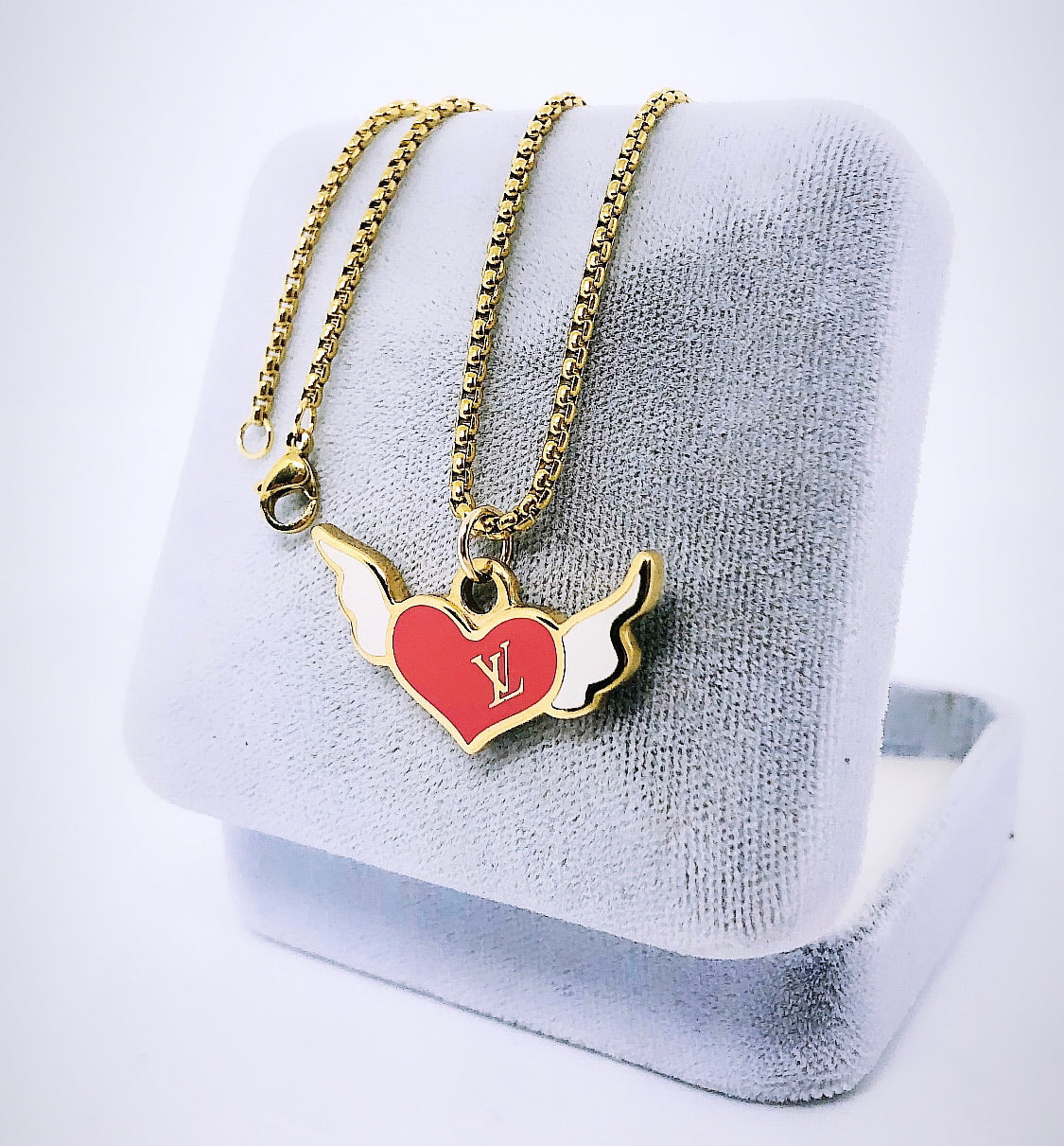 Large Vintage Red and Gold Repurposed Louis Vuitton Heart Charm Neckla –  Old Soul Vintage Jewelry