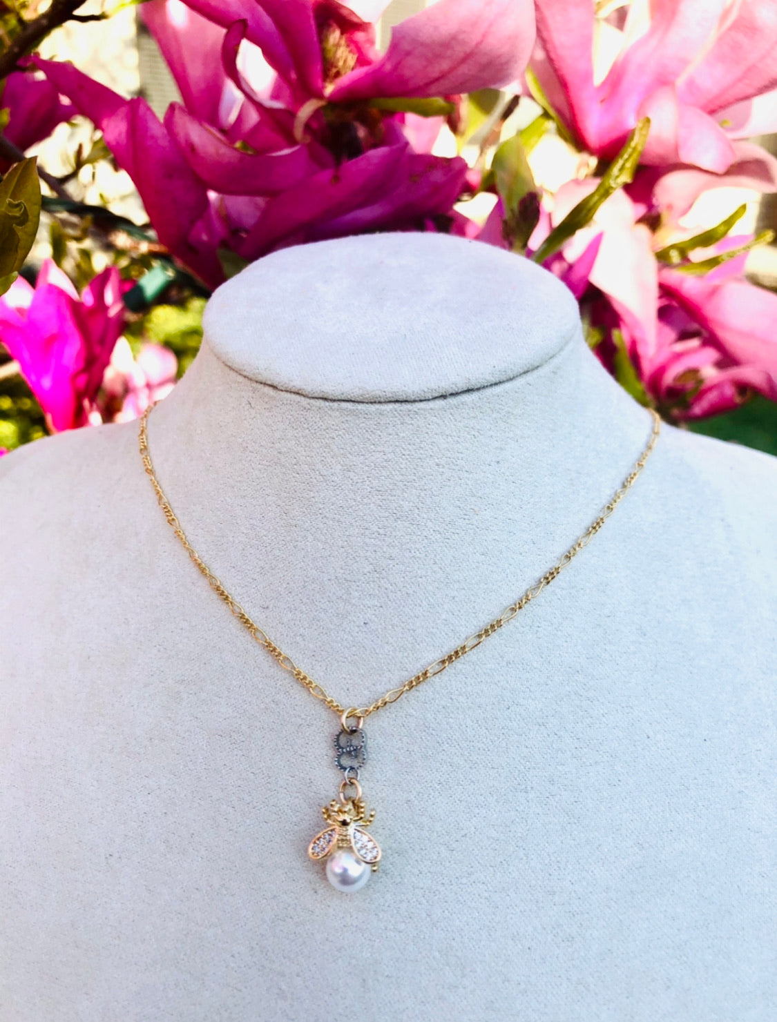 Our Macy's Honey Bee Pendant in Honey Gold is perfectly garnished with  Vanilla Diamonds and a Chocolate Diamonds for the true #Levianista 🐝... |  By LeVian | Facebook
