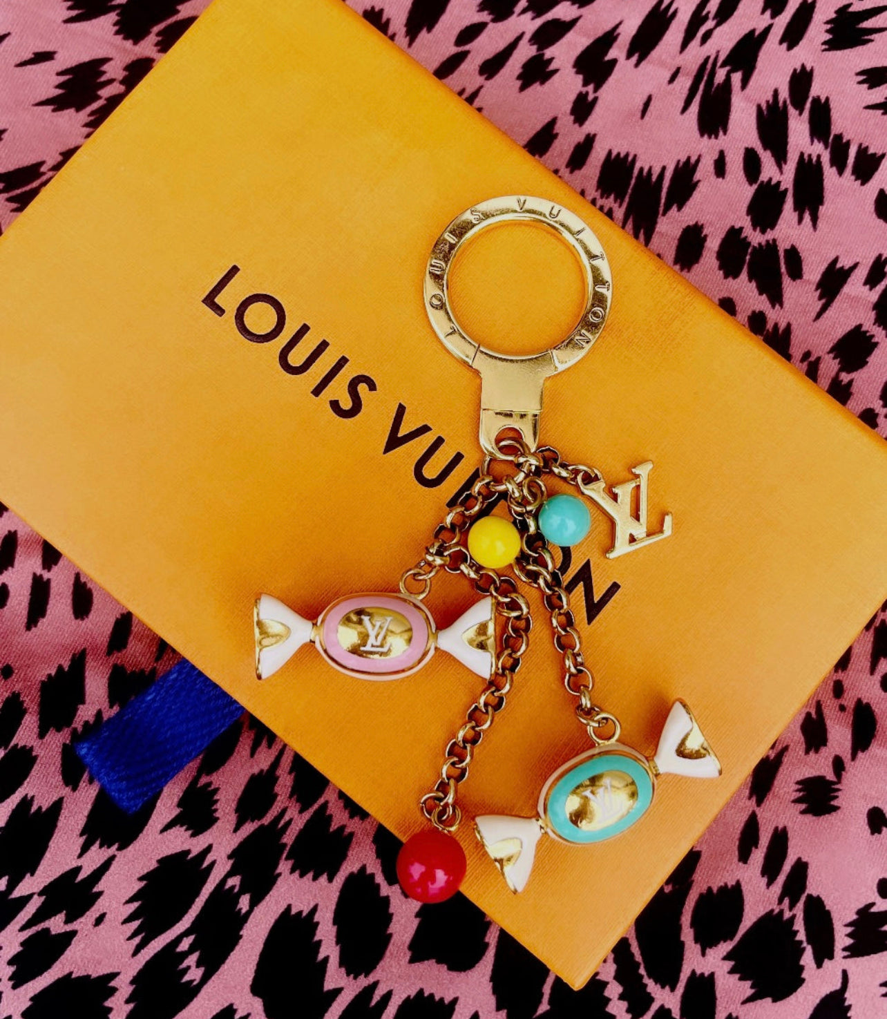 Large Yellow and Gold Designer Louis Vuitton Charm Necklace – Old